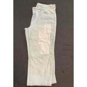 Chico's Perfect Stretch Capri Jeans Womens 2 Blue High Rise Embroidered Denim